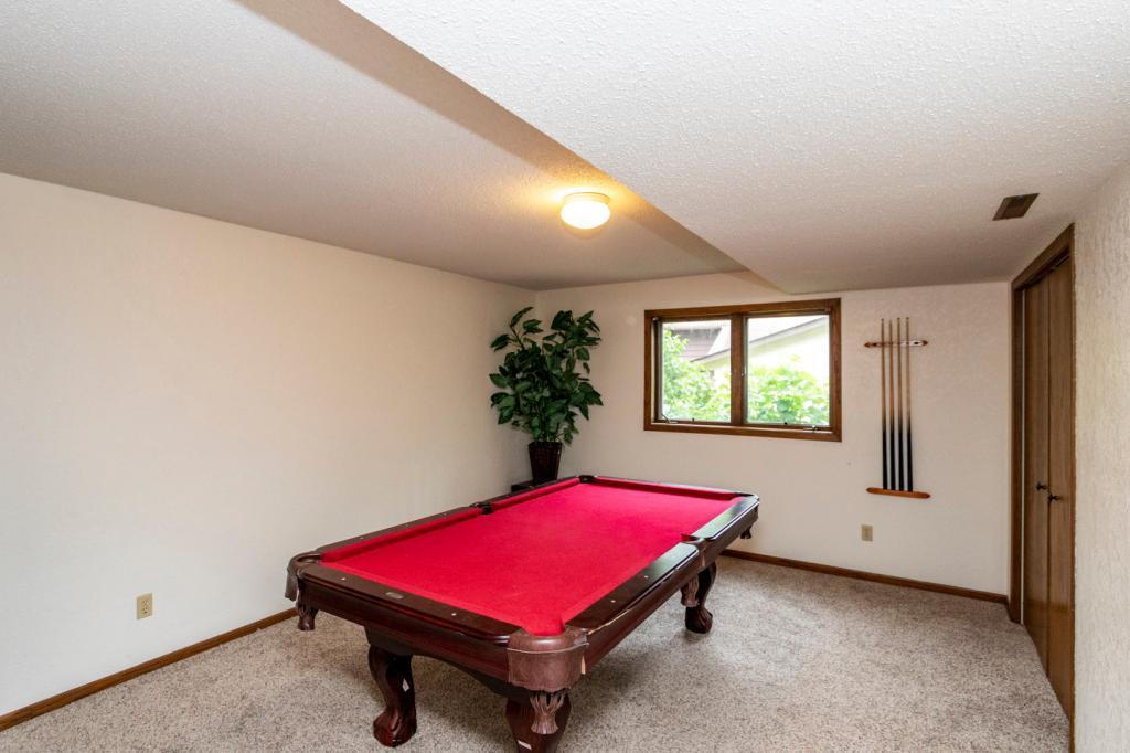 4512 4th Street Northwest Rochester, MN 55901 - Photo 23 of 28 Gallery Image 23