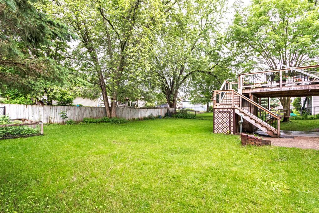 4512 4th Street Northwest Rochester, MN 55901 - Photo 4 of 28 Gallery Image 4