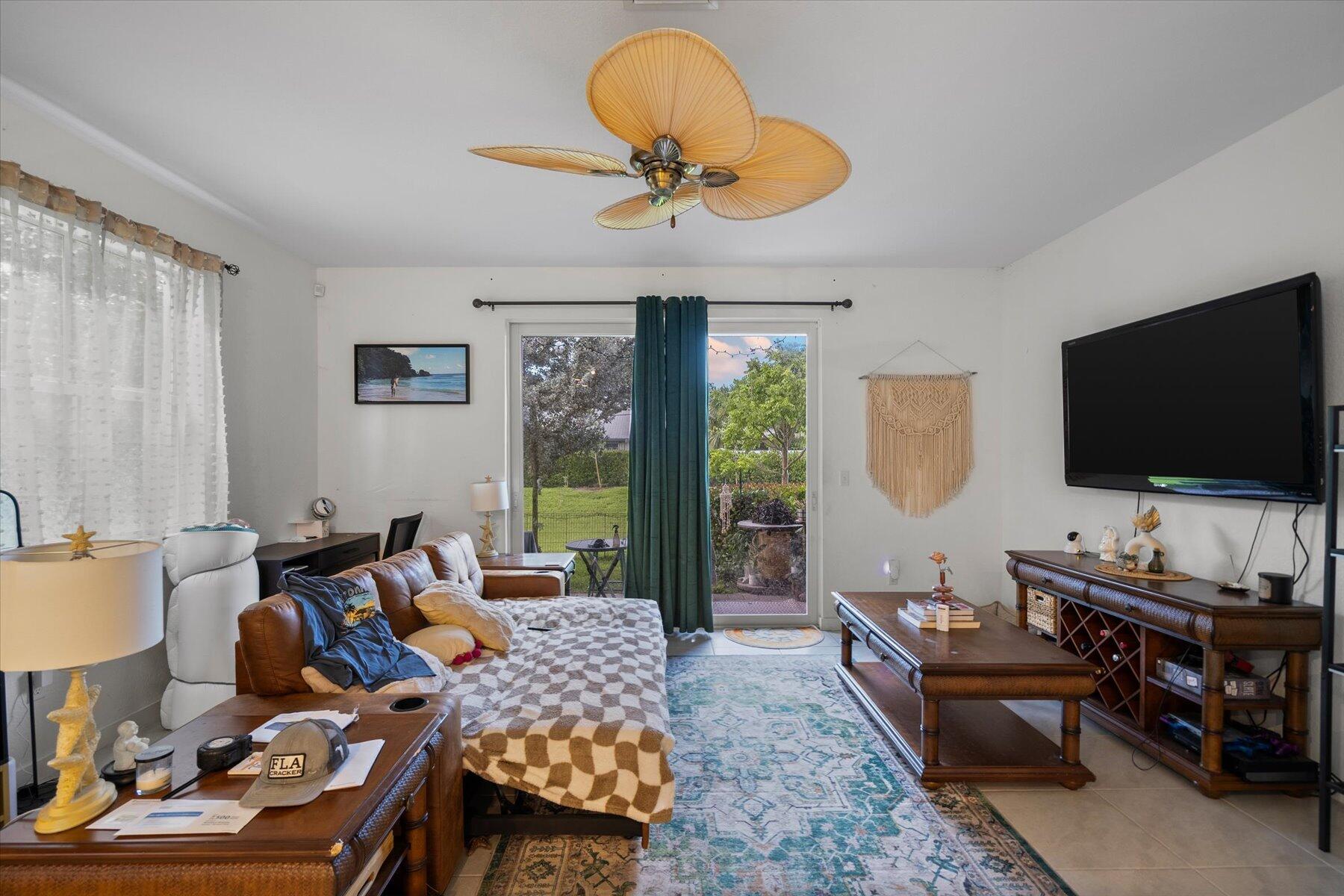 36 Bandol Street Riviera Beach, FL 33404 - Photo 7 of 24 07-DSC04127