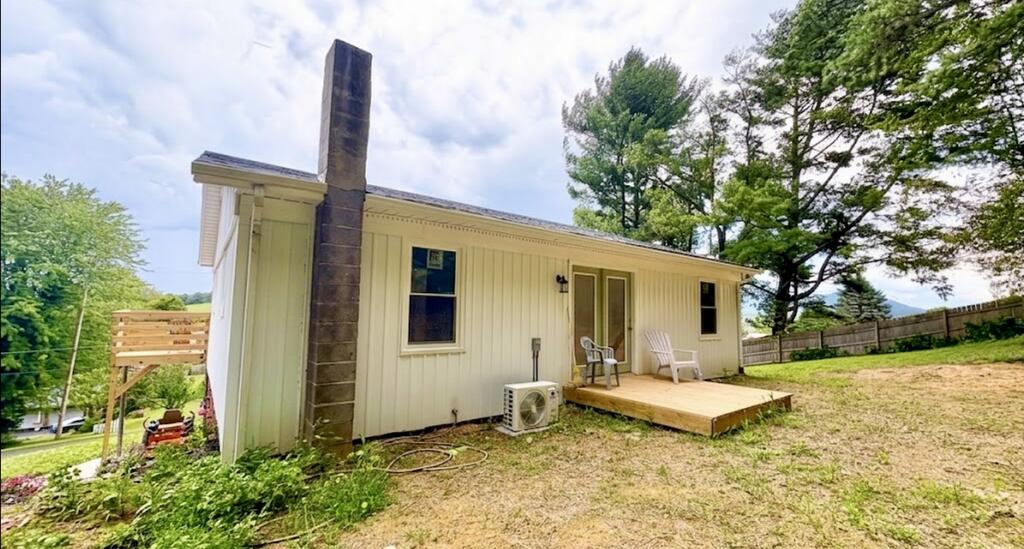 554 Whispering Pines Road Max Meadows, VA 24360 - Photo 28 of 30 Gallery Image 28