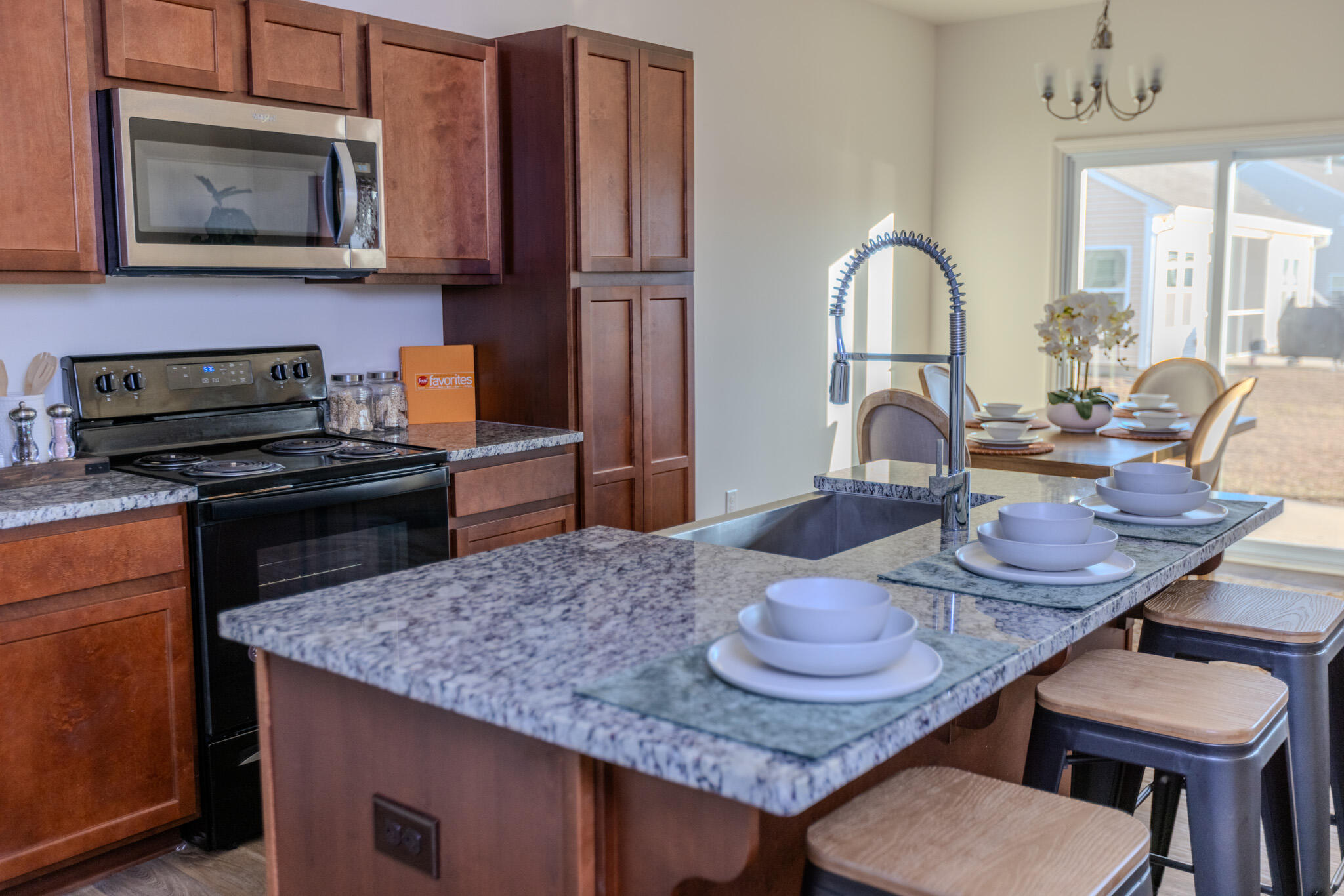 505 Purple Finch Road Summerville, SC 29486 - Photo 7 of 30 0V1A4190-HDR