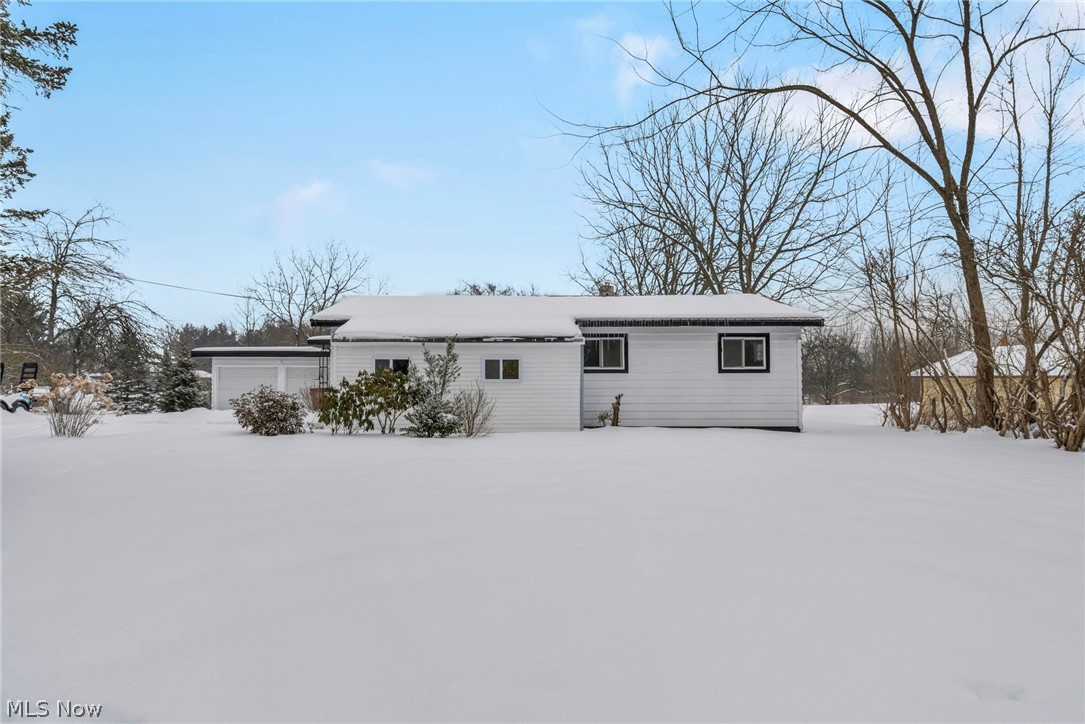 3959 Beach Road Medina, OH 44256 - Photo 2 of 47