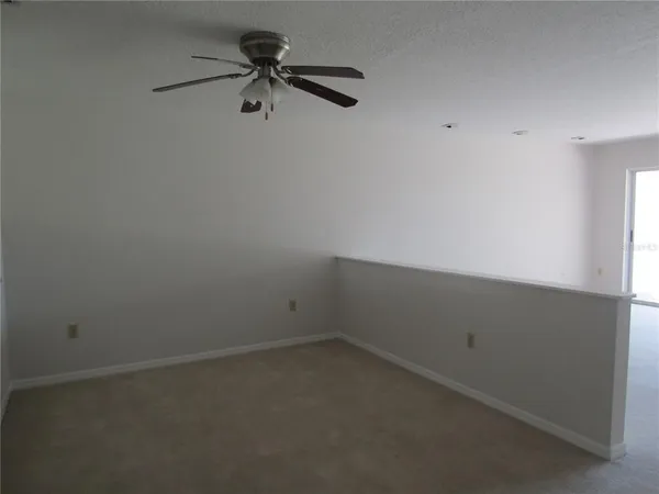 $2,100 | 3010 Ringwood Meadow, Unit 6, Sarasota, FL 34235