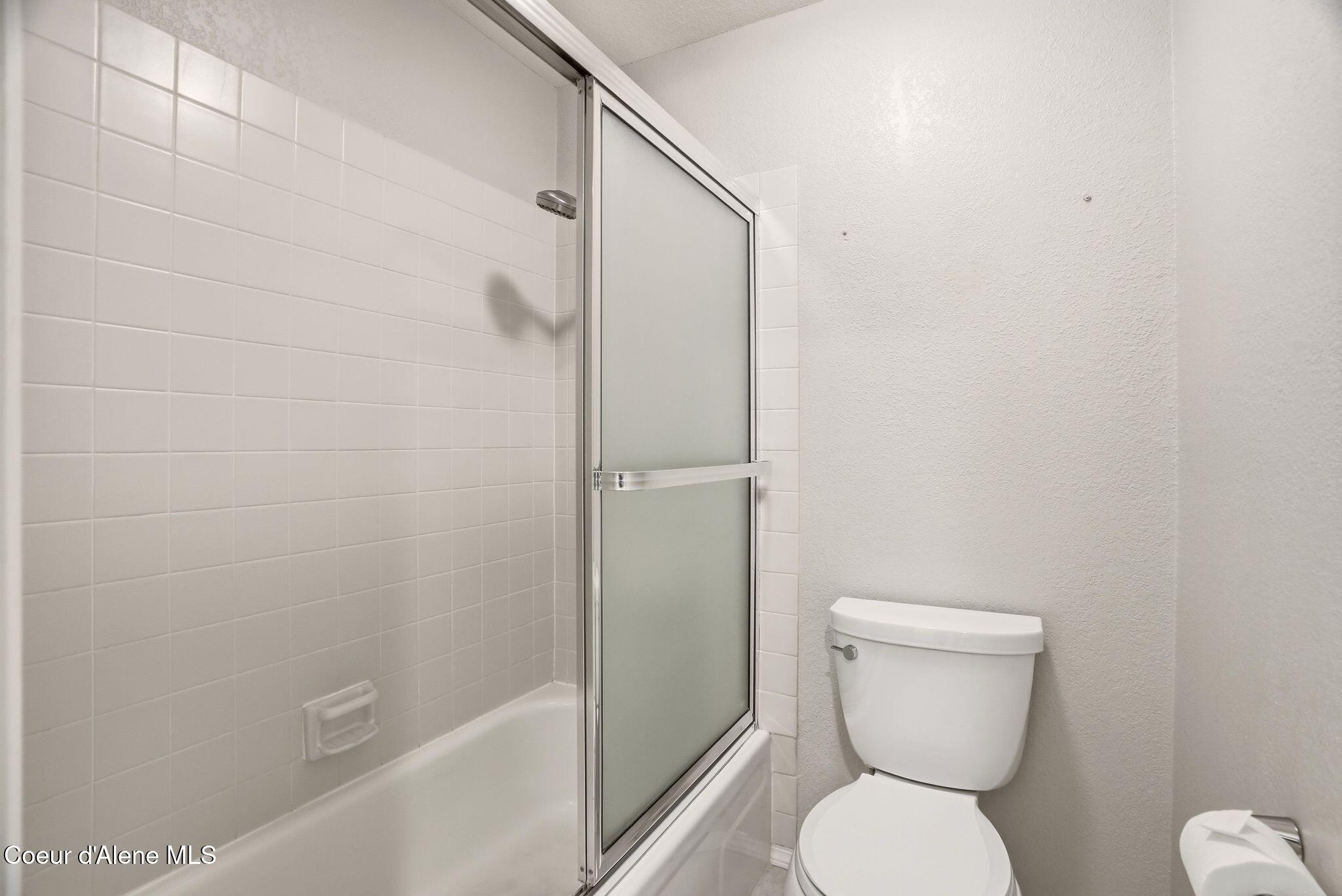 5299 West Green Court, Unit 15 Rathdrum, ID 83858 - Photo 25 of 47 Inside-Media-Green-22