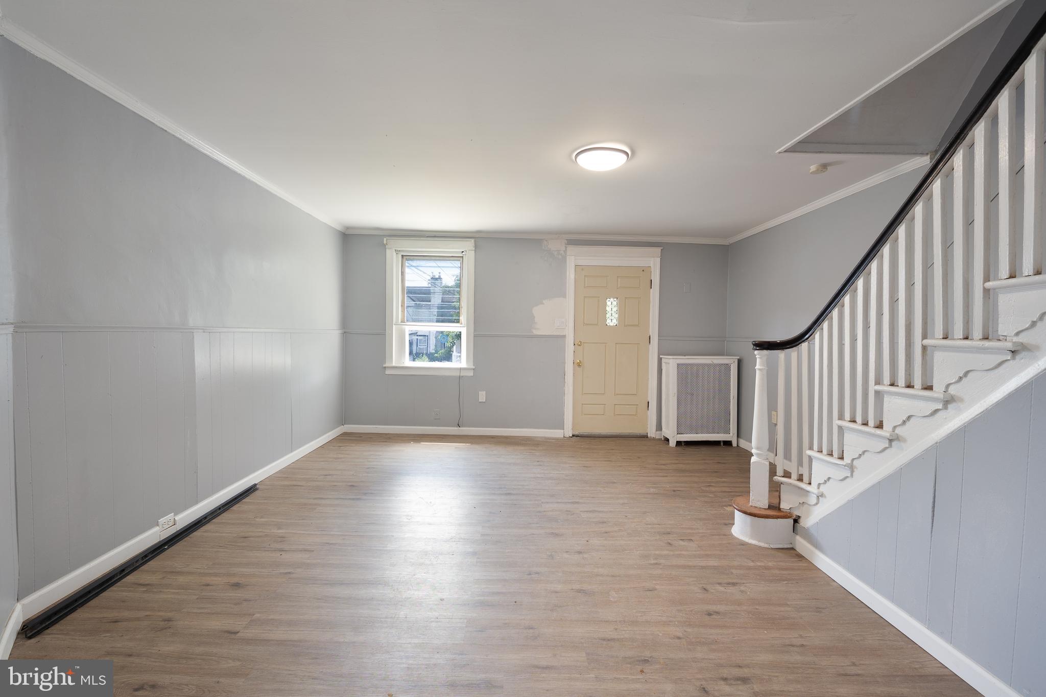 7023 Clover Lane Upper Darby, PA 19082 - Photo 4 of 21