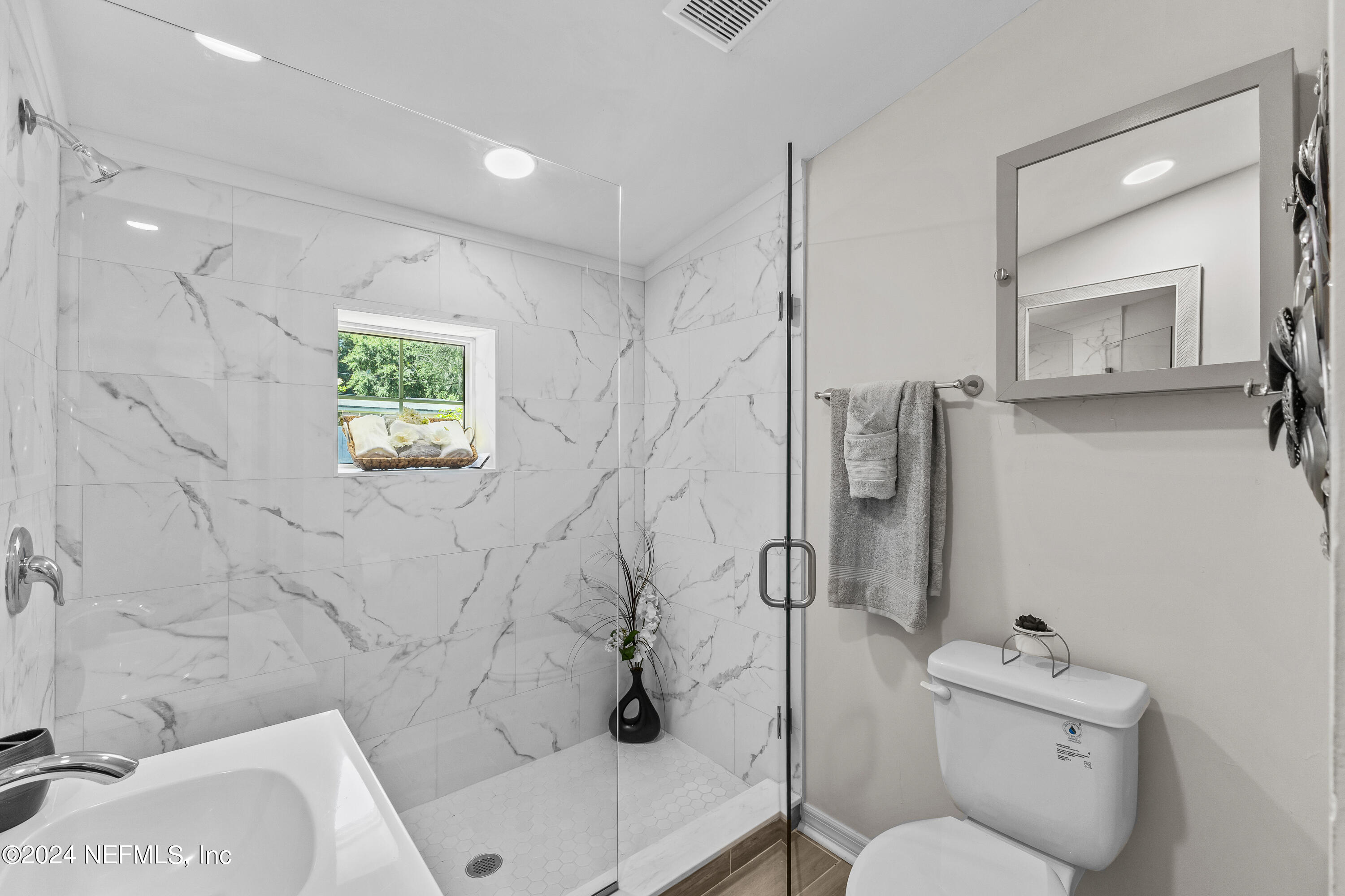 5352 South River Road Jacksonville, FL 32211 - Photo 14 of 29 Walk-in shower