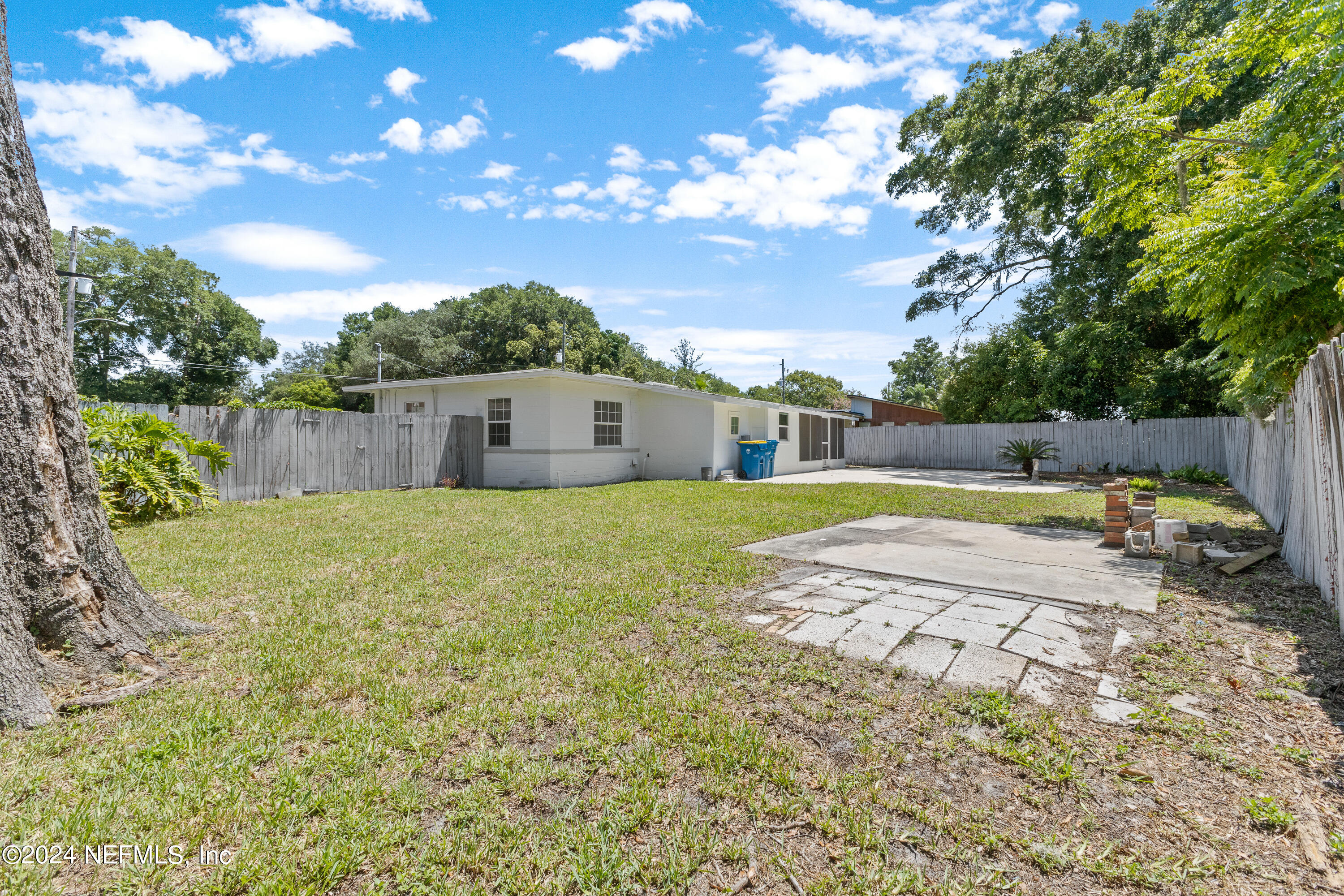 5352 South River Road Jacksonville, FL 32211 - Photo 26 of 29 Large yard