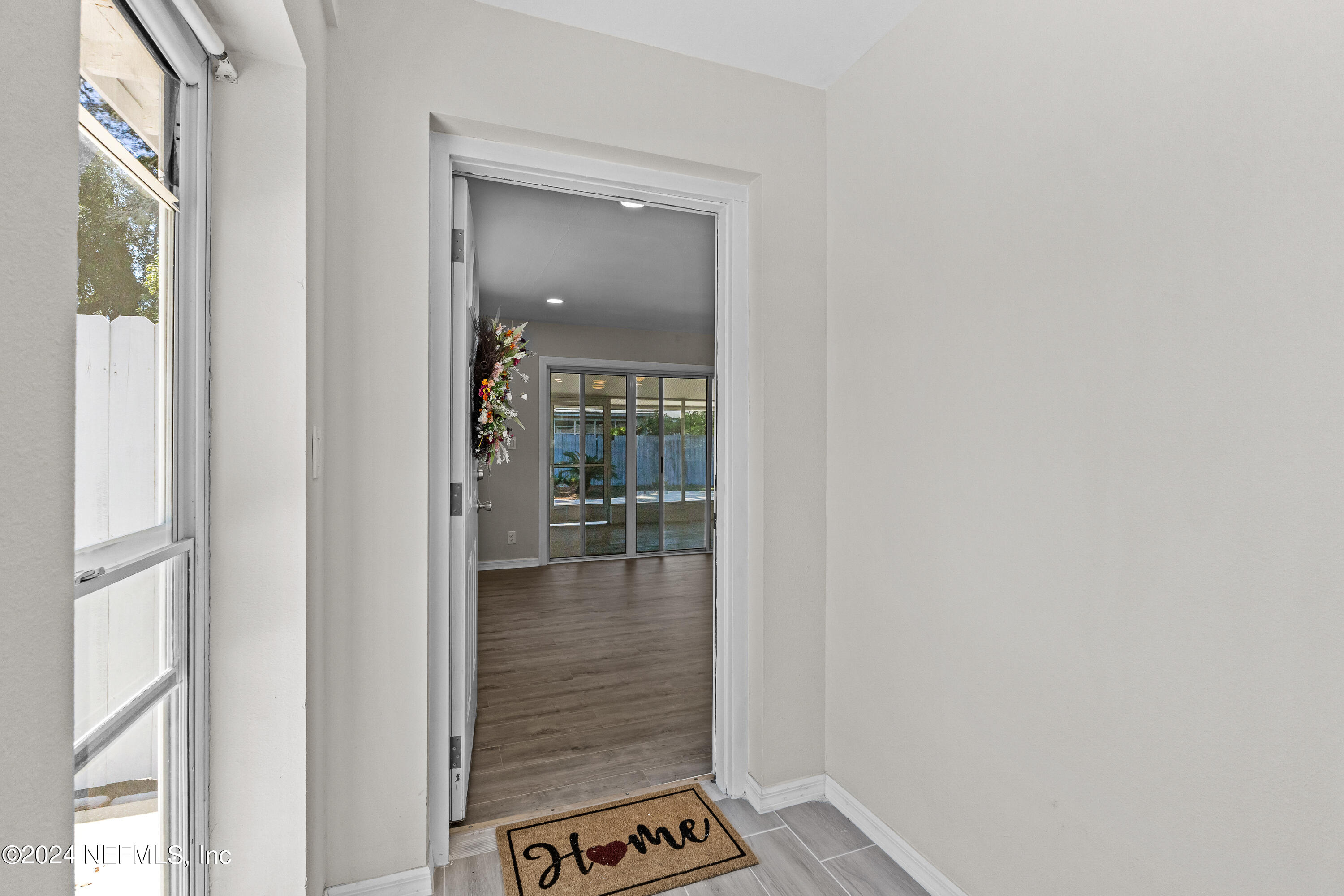 5352 South River Road Jacksonville, FL 32211 - Photo 4 of 29 Welcome Home!