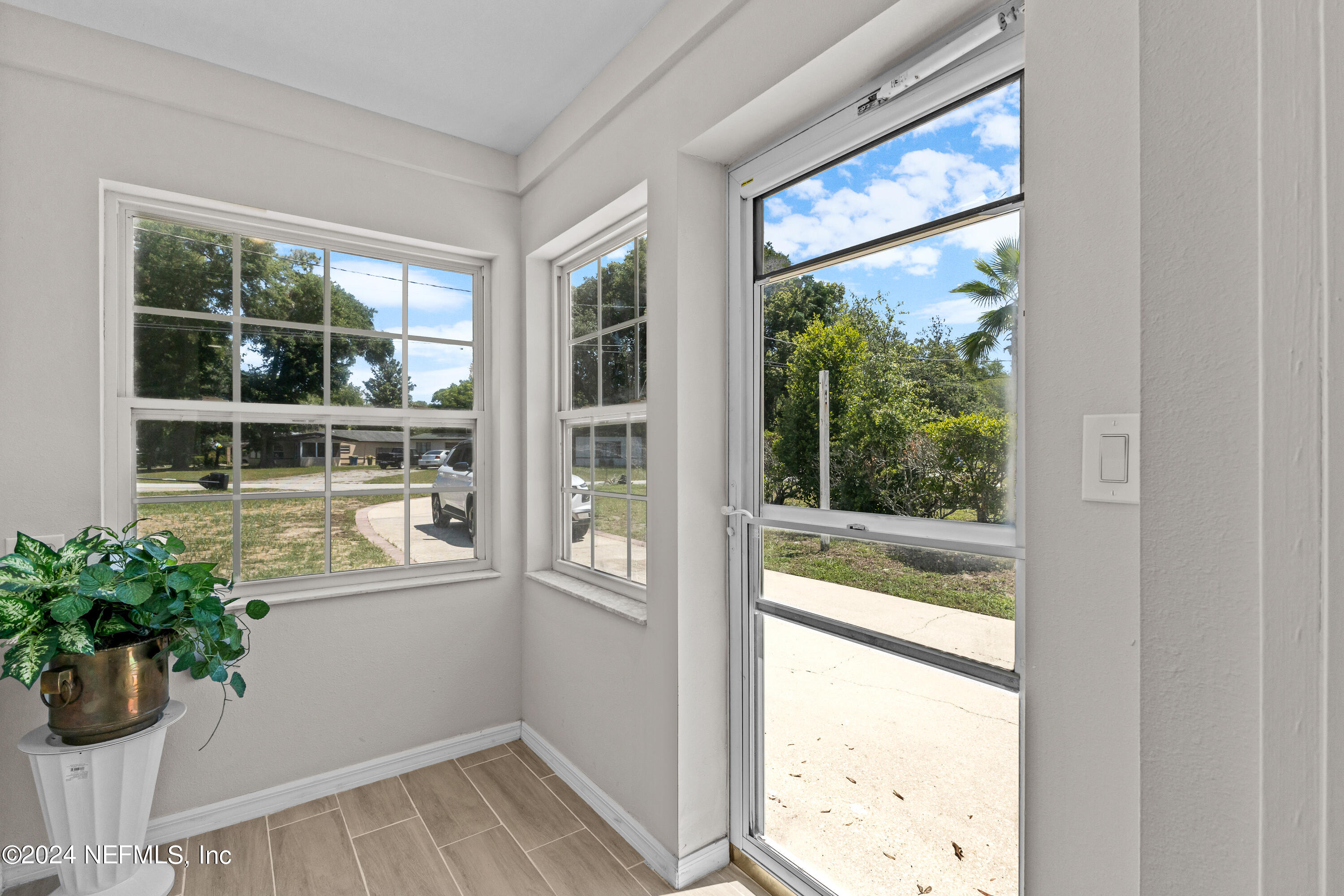 5352 South River Road Jacksonville, FL 32211 - Photo 5 of 29 Front porch entry way