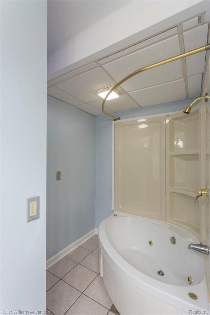 122 Wright Road Howell, MI 48843 - Photo 29 of 40 43-Wright_122.jpg