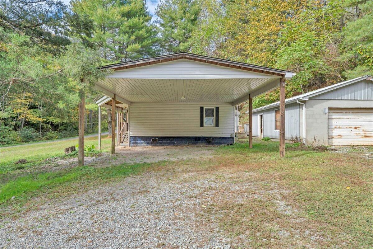6973 Henry Road Henry, VA 24102 - Photo 80 of 110 080-MIB03244