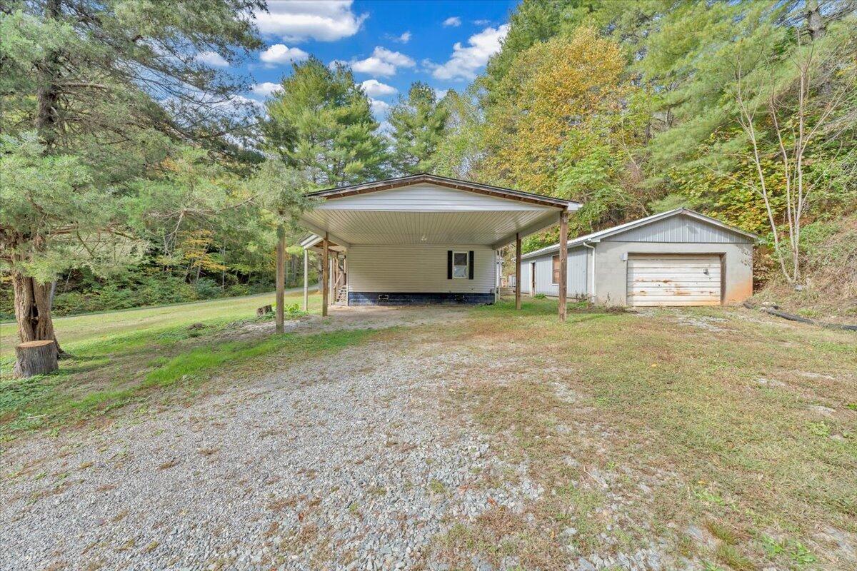 6973 Henry Road Henry, VA 24102 - Photo 81 of 110 081-MIB03247