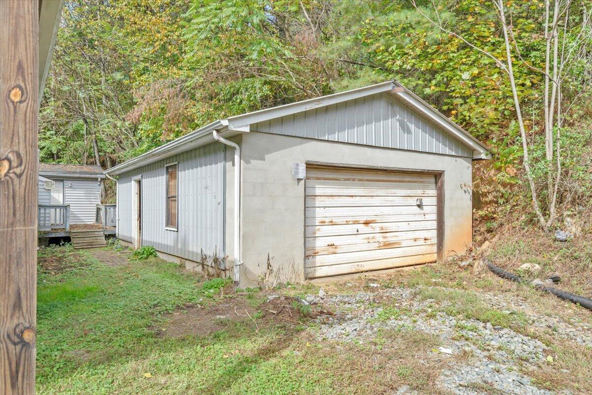 6973 Henry Road Henry, VA 24102 - Photo 82 of 110 082-MIB03250