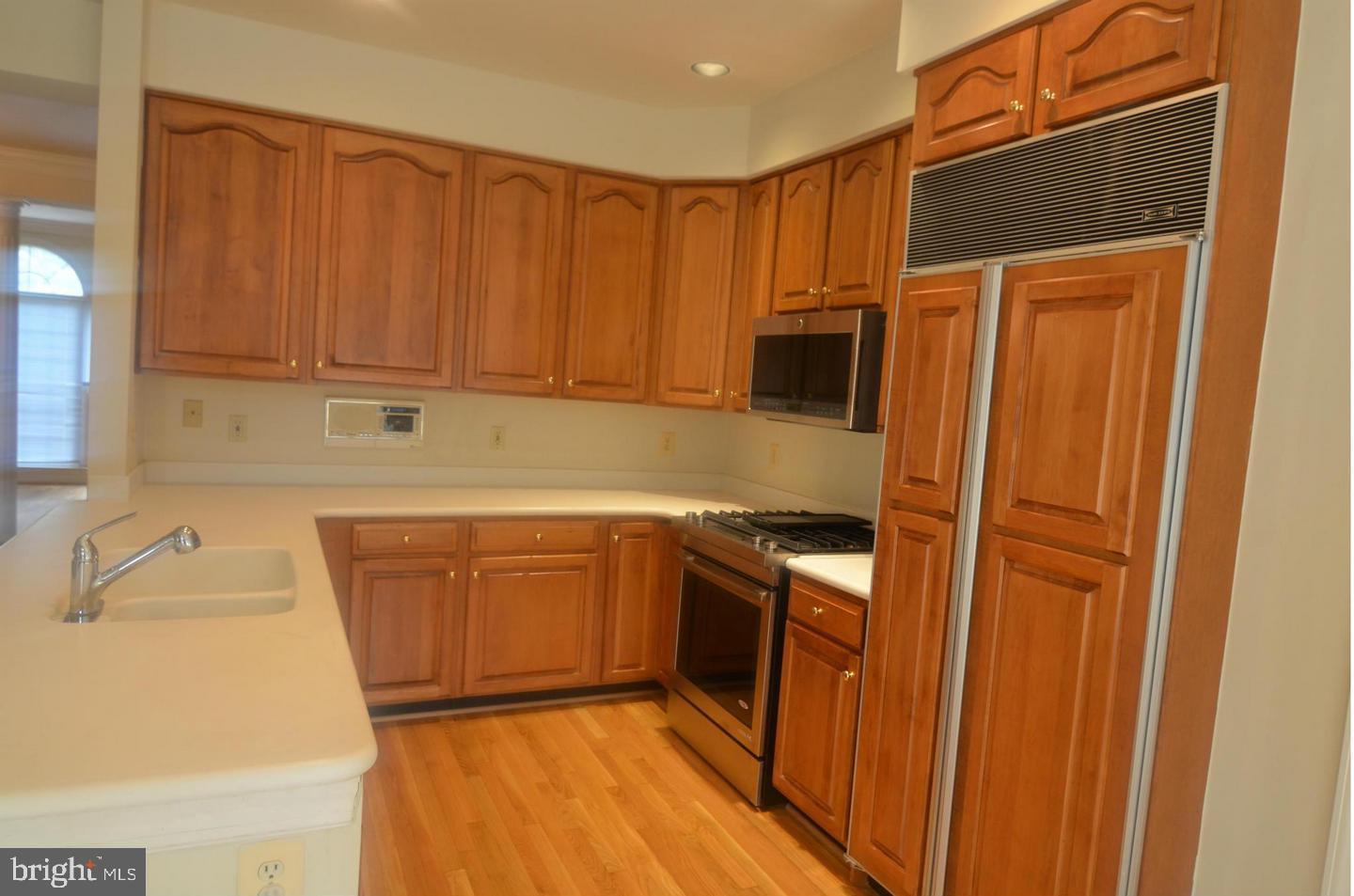 8173 Boss Street Vienna, VA 22182 - Photo 16 of 59 Kitchen