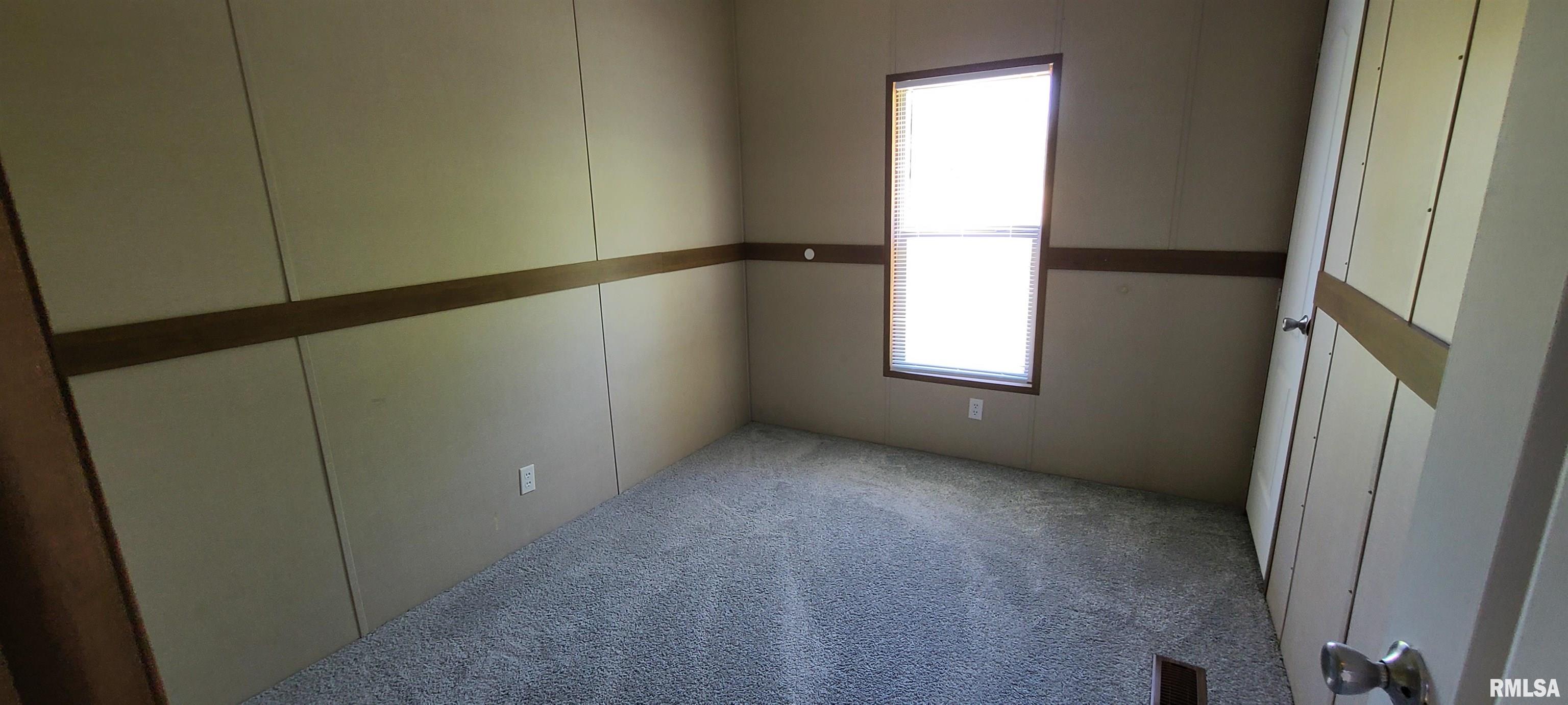 694 South Township Line Road Thompsonville, IL 62890 - Photo 27 of 35
