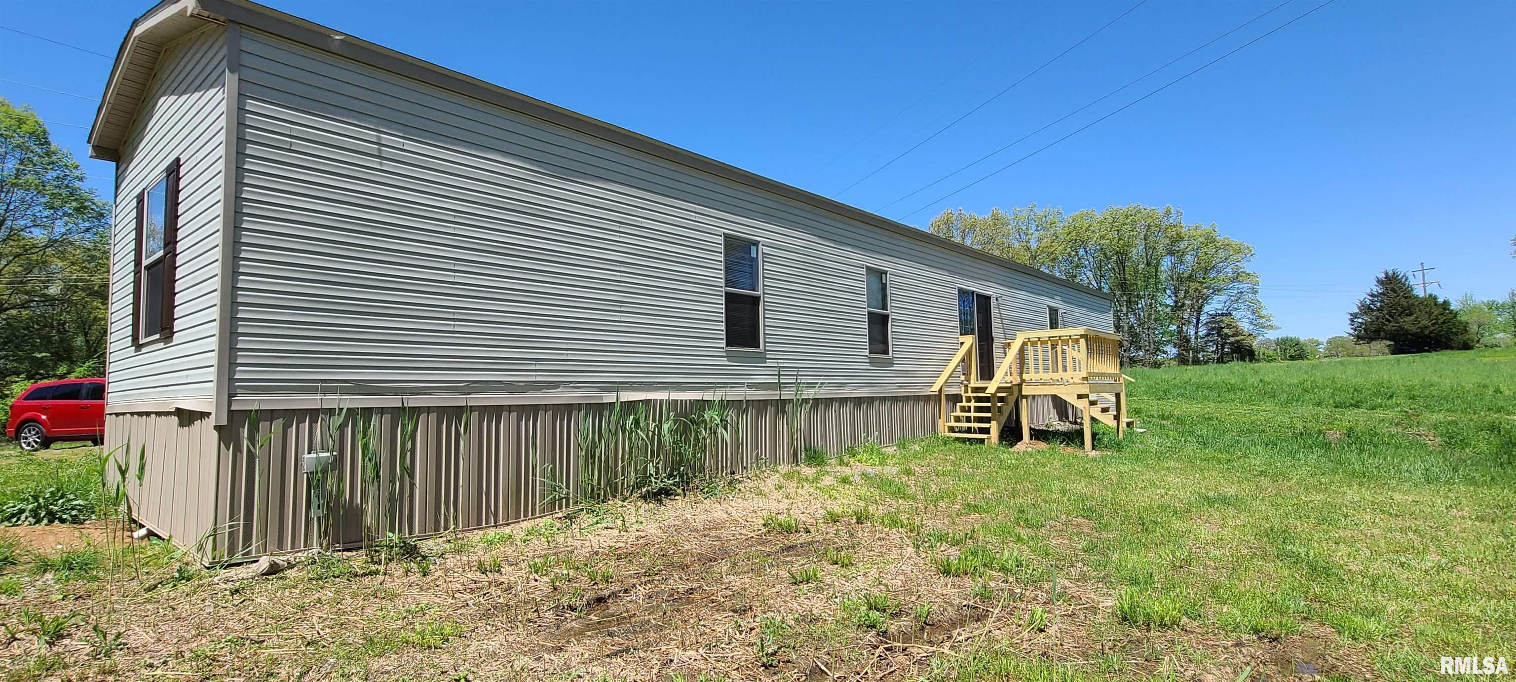 694 South Township Line Road Thompsonville, IL 62890 - Photo 3 of 35