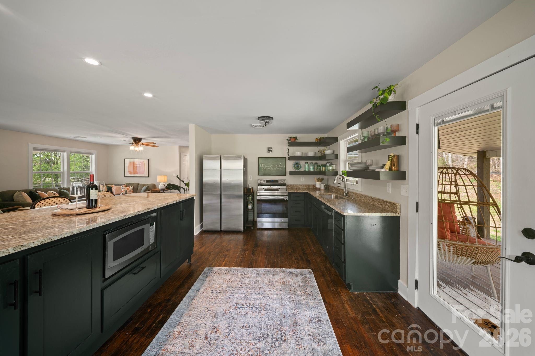 527 Floyd Blackwell Road Tryon, NC 28782 - Photo 8 of 41