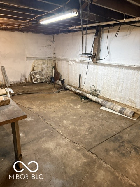 5685 Darwin Road West Terre Haute, IN 47885 - Photo 13 of 24 Gallery Image 13