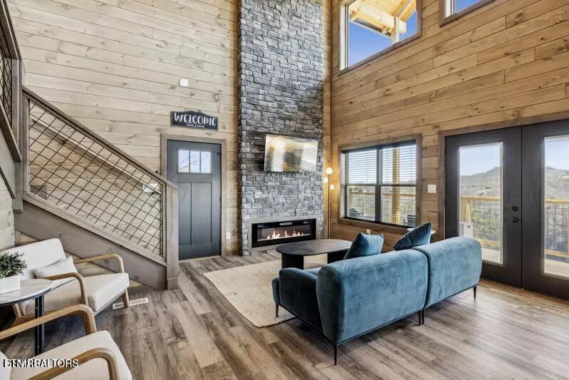 3051 Hatcher Top Road Sevierville, TN 37862 - Photo 5 of 44 20250509203751360085000000-o