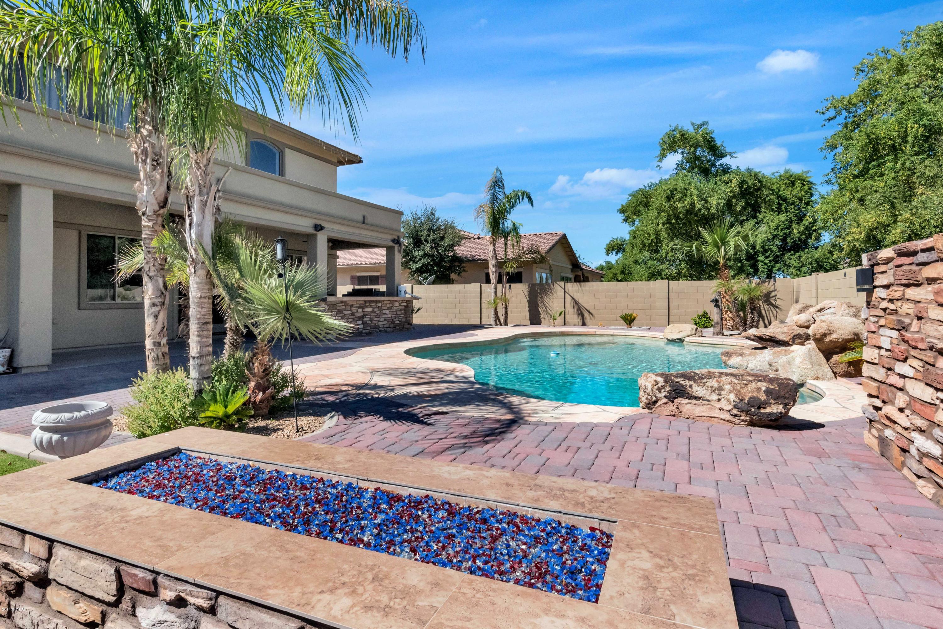 4610 West Summerside Road Laveen, AZ 85339 - Photo 4 of 35 Fire Pit/Pool