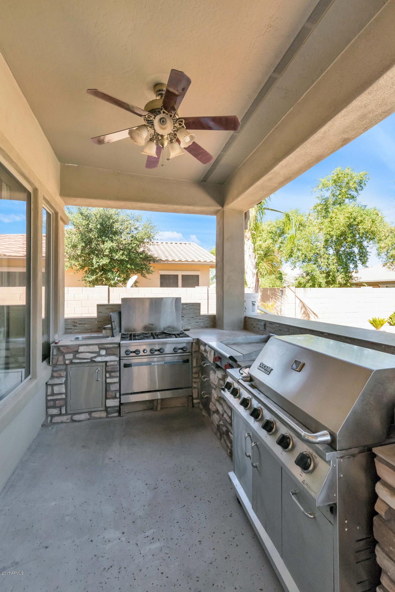 4610 West Summerside Road Laveen, AZ 85339 - Photo 6 of 35 Backyard Grill/Stove/Kitchen