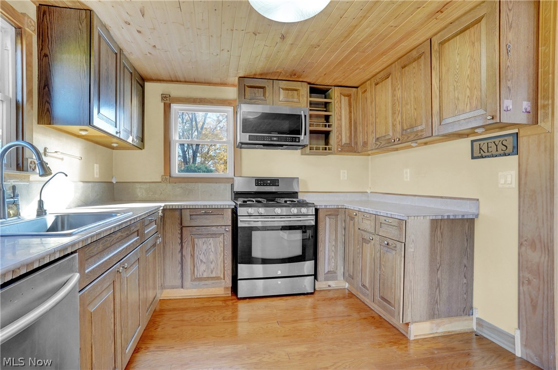 3292 Hommon Road Ravenna, OH 44266 - Photo 10 of 46 Gallery Image 10