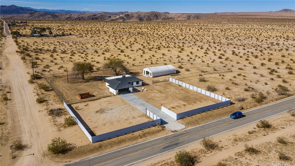 4454 Sunfair Road Joshua Tree, CA 92252 - Photo 5 of 43