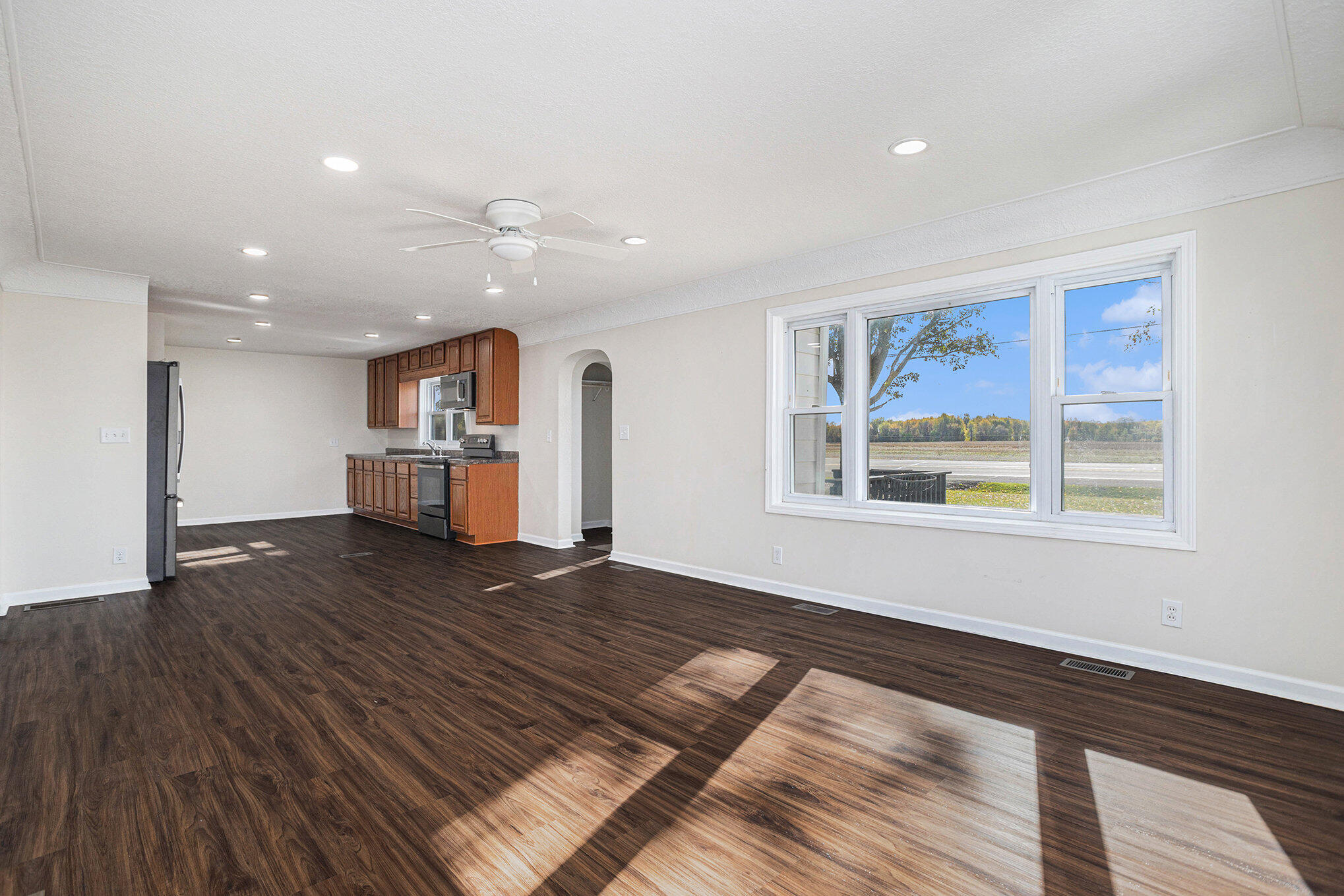 688 West Chicago Road Bronson, MI 49028 - Photo 7 of 30 005_688_w_chicago_rd_bronson_mi_49028_3_