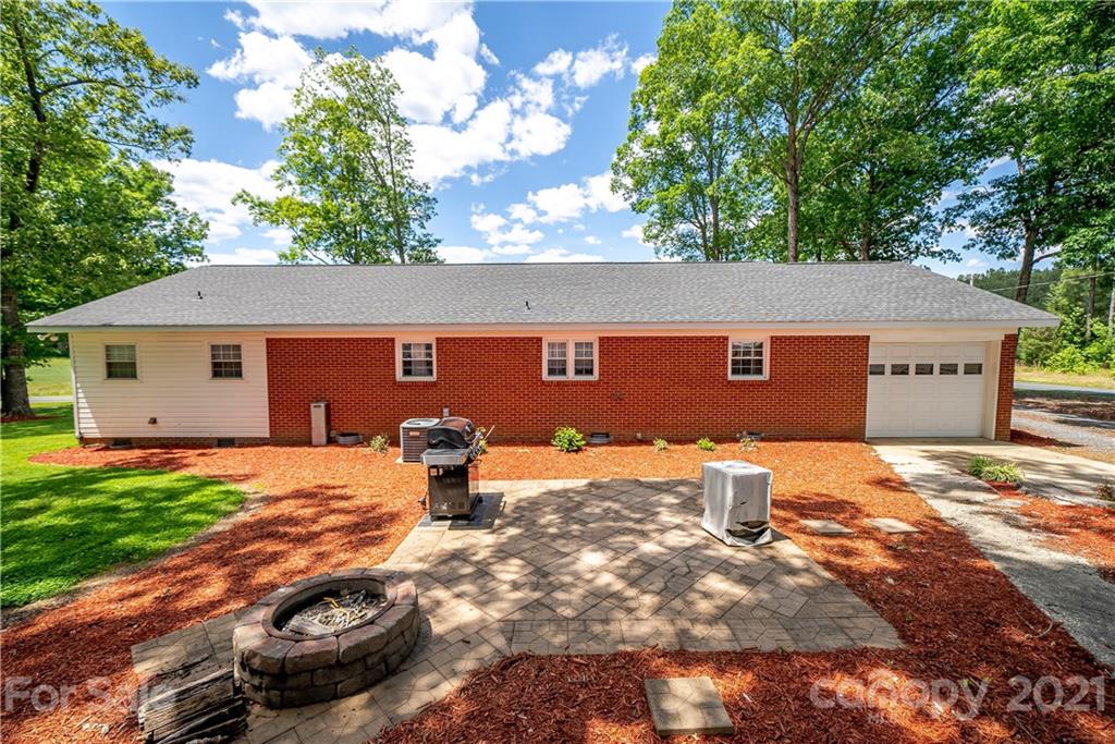 13586 Buster Road Stanfield, NC 28163 - Photo 5 of 38 Gallery Image 5