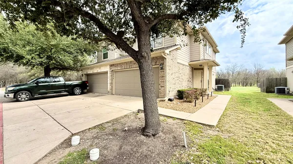 $1,990 | 14613 Walt Whitman Trail, Unit B, Pflugerville, TX 78660
