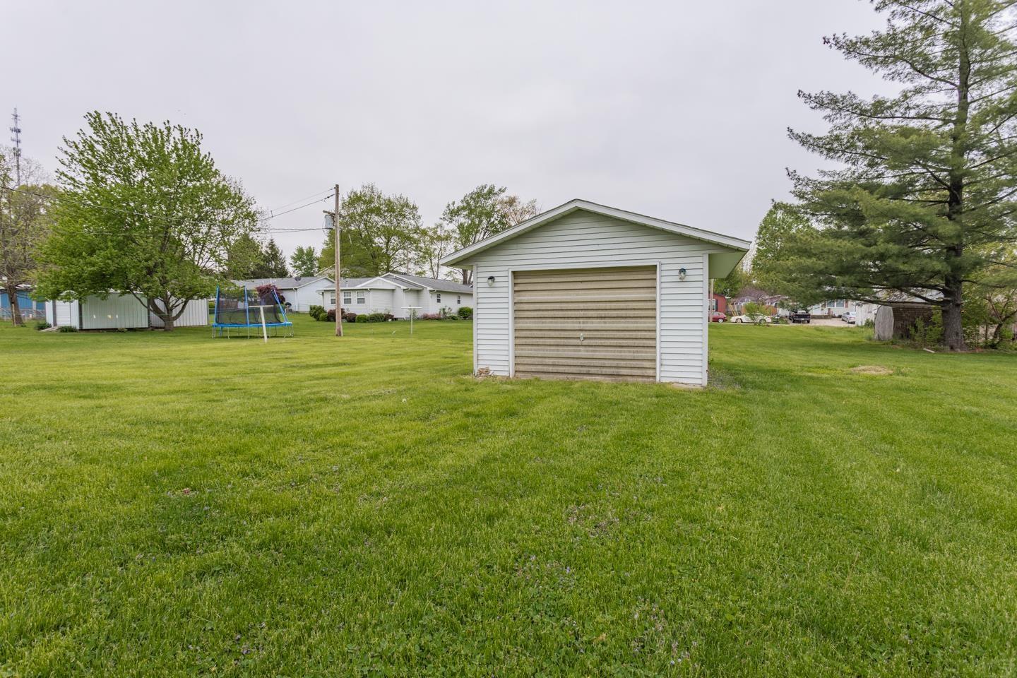 611 Southwest 3rd Street Washington, IN 47501 - Photo 22 of 27 Gallery Image 22