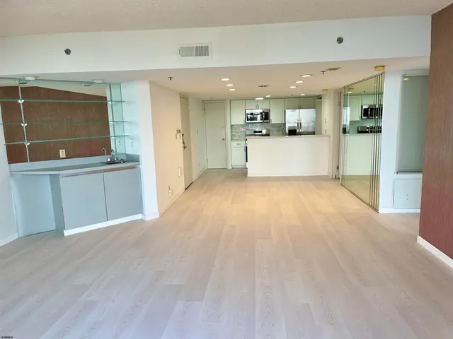 $495,000 | 3851 Boardwalk, Unit PH111, Atlantic City, NJ 08401