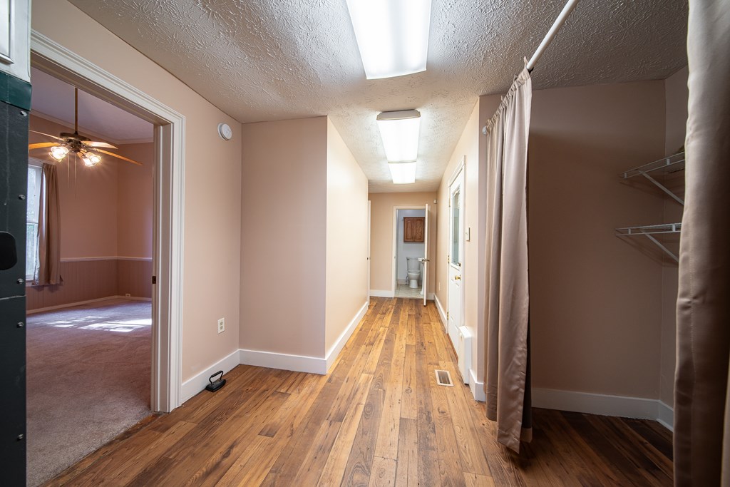 5336 Forrest Road Columbus, GA 31907 - Photo 29 of 50 Hallway