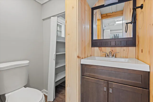 $319,900 | 5596 Arrowwood Street, Greendale, WI 53129