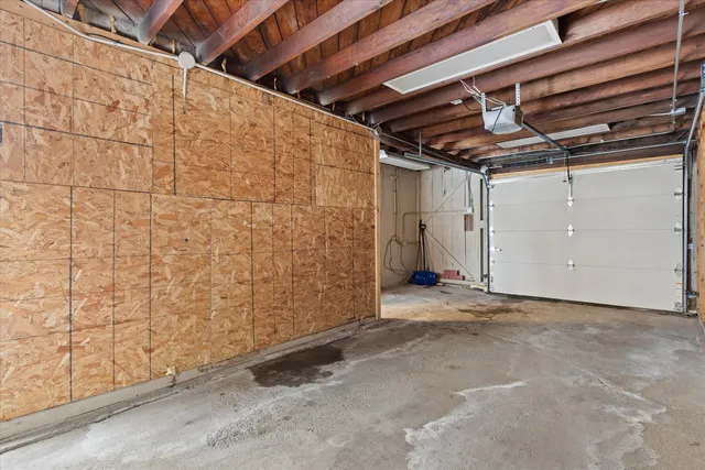 $319,900 | 5596 Arrowwood Street, Greendale, WI 53129