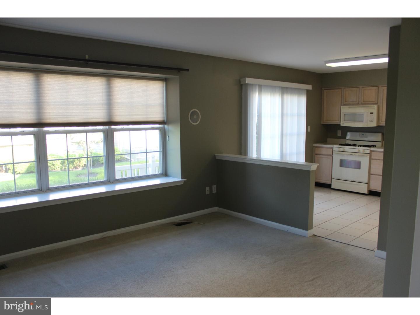 3002 Gramercy Way Mount Laurel, NJ 08054 - Photo 4 of 18