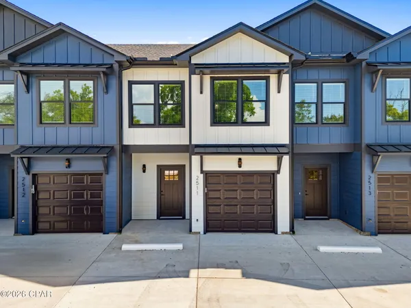 $2,300 | Undisclosed Address, Panama City, FL 32401