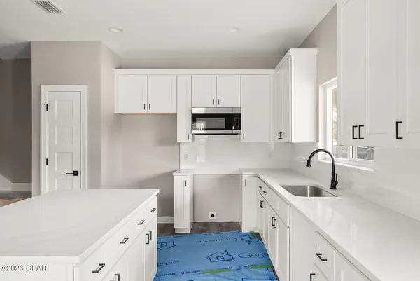 $2,300 | Undisclosed Address, Panama City, FL 32401