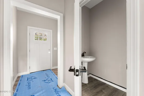 $2,300 | Undisclosed Address, Panama City, FL 32401