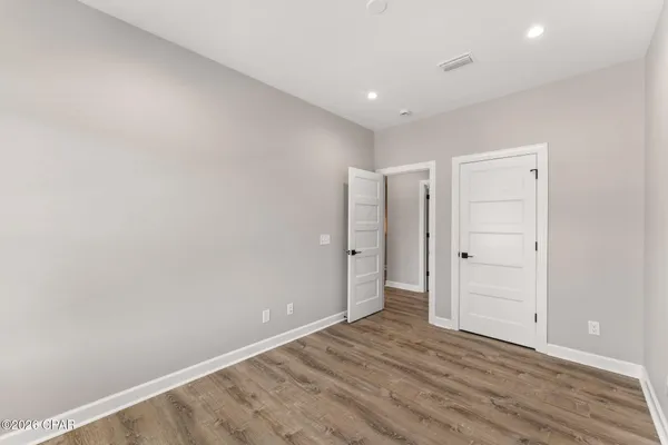 $2,300 | Undisclosed Address, Panama City, FL 32401