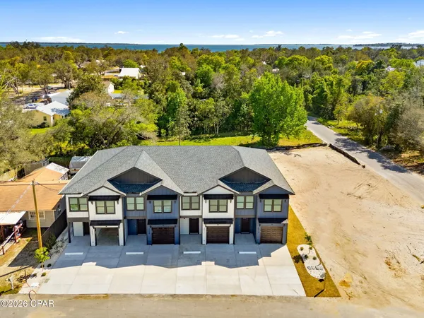 $2,300 | Undisclosed Address, Panama City, FL 32401