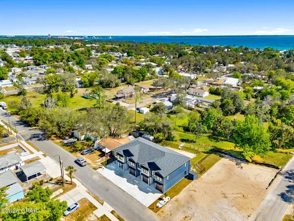 $2,300 | Undisclosed Address, Panama City, FL 32401