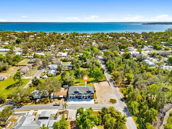 $2,300 | Undisclosed Address, Panama City, FL 32401