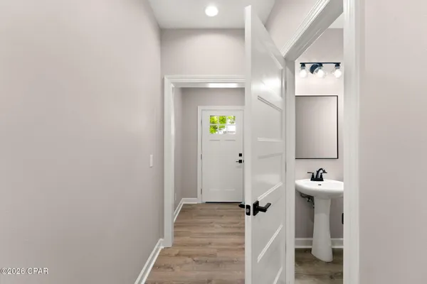 $2,300 | Undisclosed Address, Panama City, FL 32401