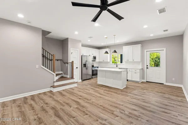 $2,300 | Undisclosed Address, Panama City, FL 32401