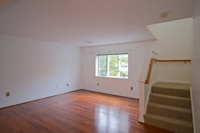 $2,900 | 305 Salem Street, Unit 411, Woburn, MA 01801