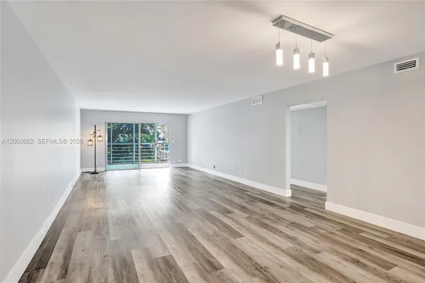 $1,800 | 3001 Portofino Isle, Unit K2, Coconut Creek, FL 33066