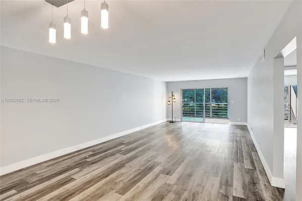 $1,800 | 3001 Portofino Isle, Unit K2, Coconut Creek, FL 33066