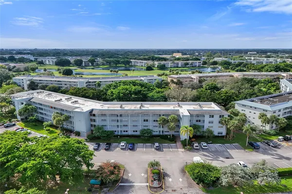 $1,800 | 3001 Portofino Isle, Unit K2, Coconut Creek, FL 33066