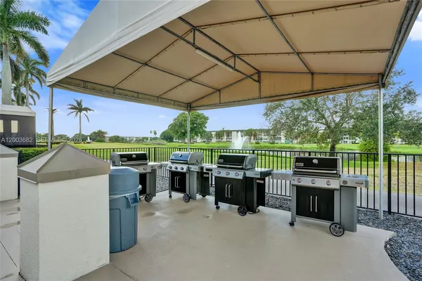 $1,800 | 3001 Portofino Isle, Unit K2, Coconut Creek, FL 33066
